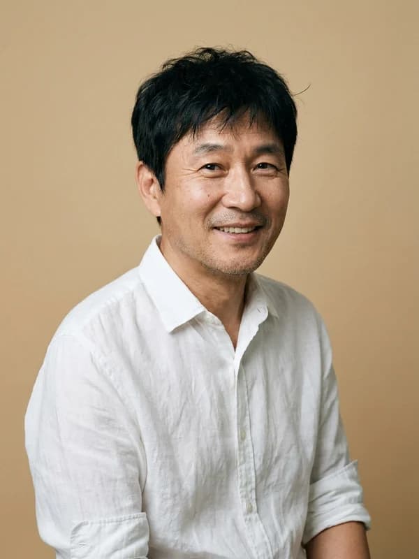 따뜻한 어른 느낌 사진